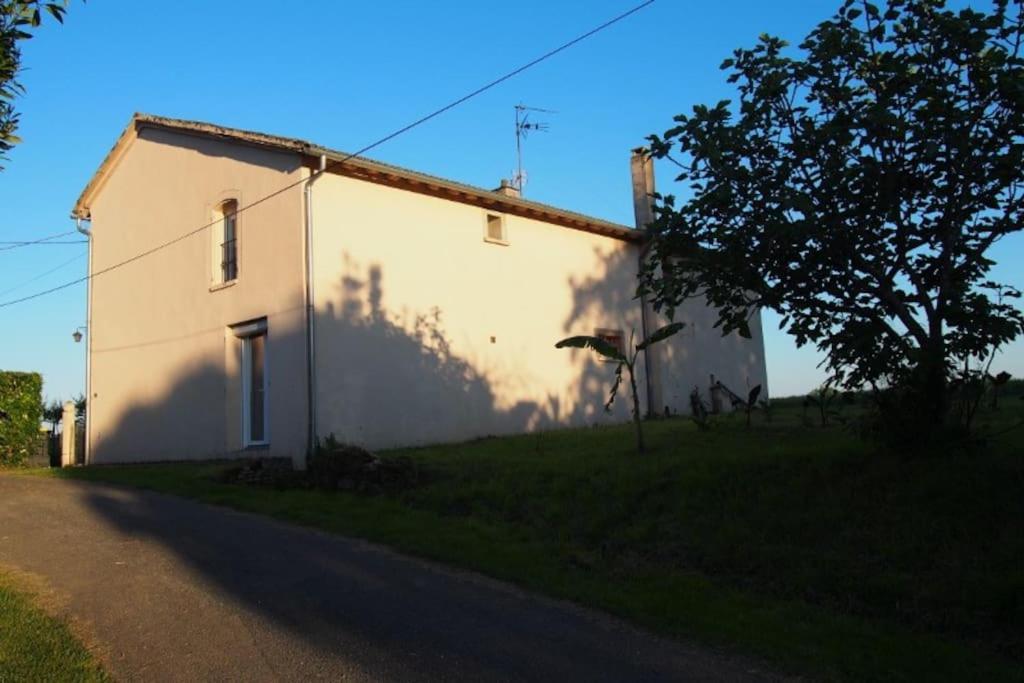 La Case A Jane, Gite Familial En Pays Tarnais Coufouleux Exterior photo